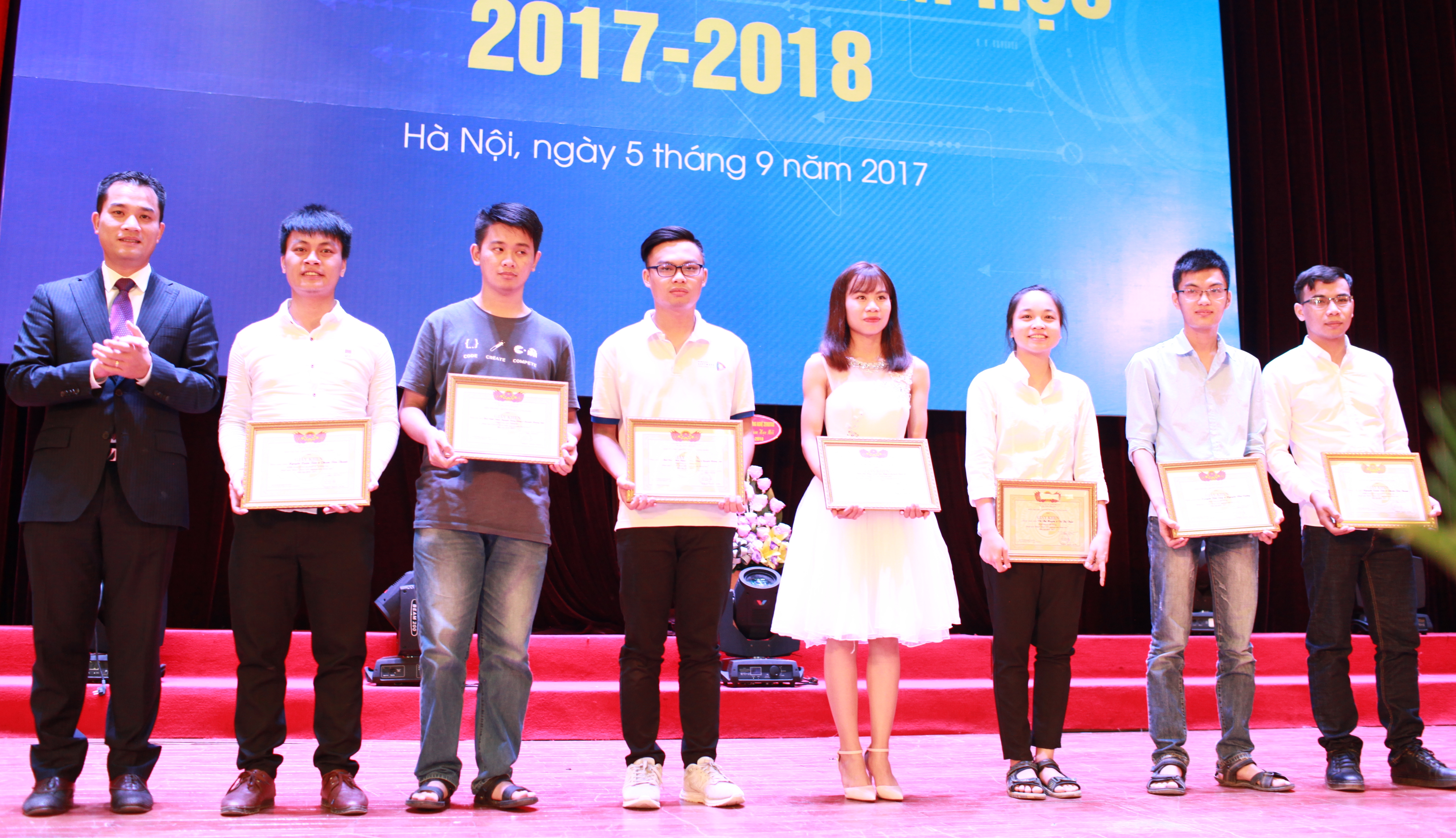 Sản phẩm trợ giúp người khiếm thị Sản phẩm trợ giúp người khiếm thị