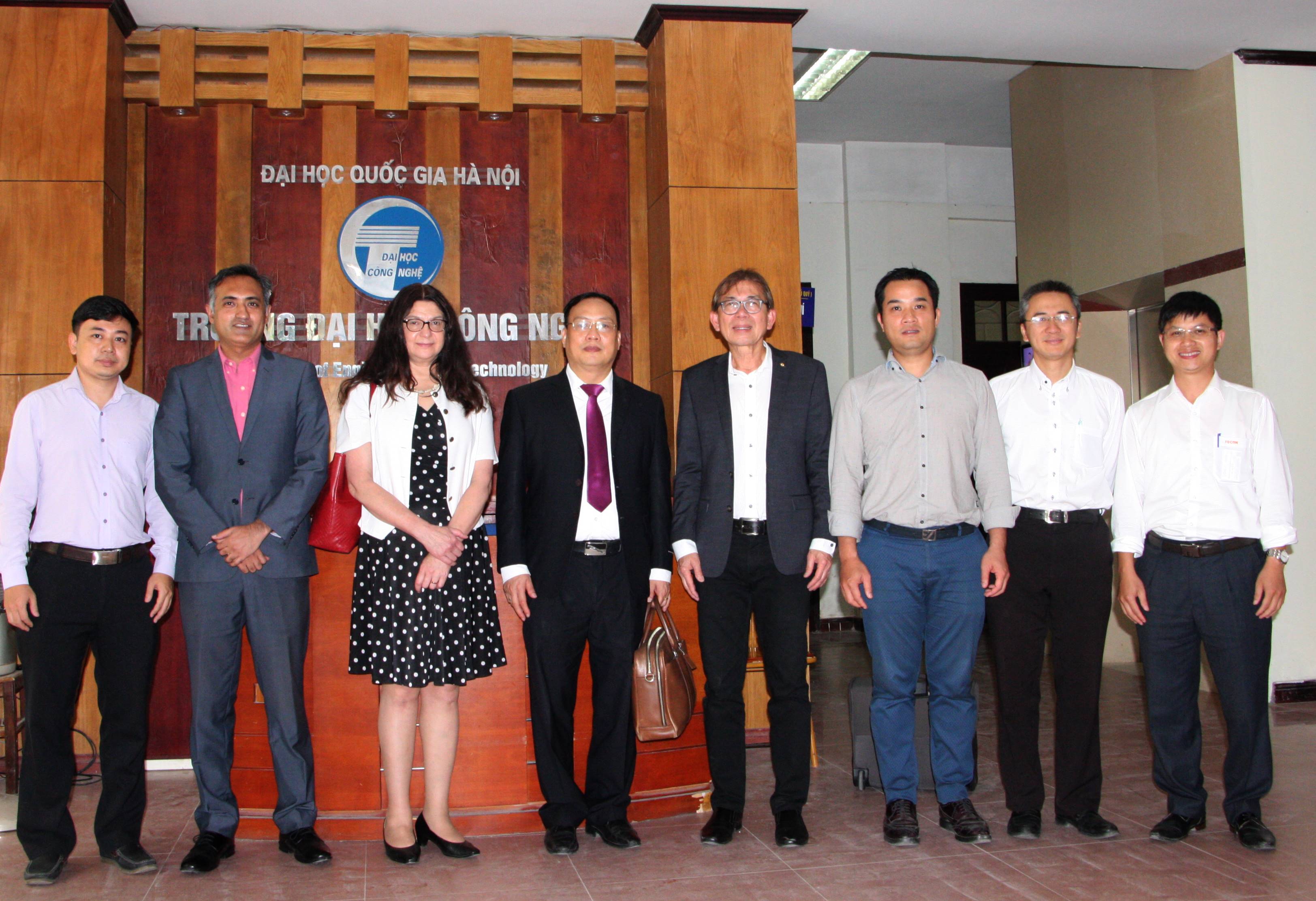 Hợp tác đào tạo ngành Kỹ thuật Công nghệ xây dựng –giao thông với trường Đại học Công nghệ Swinburne, Úc Hợp tác đào tạo ngành Kỹ thuật Công nghệ xây dựng –giao thông với trường Đại học Công nghệ Swinburne, Úc
