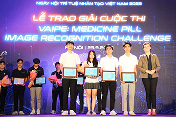 AI4VN challenges 2022: Giải Nhất cuộc thi “VAIPE: Medicine Pill Image Recognition Challenge” thuộc về sinh viên Khoa Công nghệ thông tin – Trường Đại học Công nghệ AI4VN challenges 2022: Giải Nhất cuộc thi “VAIPE: Medicine Pill Image Recognition Challenge” thuộc về sinh viên Khoa Công nghệ thông tin – Trường Đại học Công nghệ