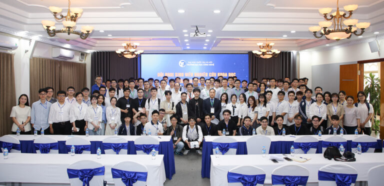 Hội nghị sinh viên nghiên cứu khoa học Trường Đại học Công nghệ lần thứ 21