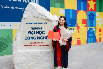 Thủ khoa ngành Hệ thống thông tin Trường ĐH Công nghệ với thành tích ấn tượng