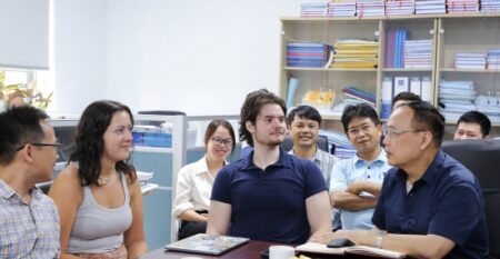 z6906064815975_333e09882414983bb3418dd0a36b64bb