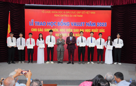 Trường Đại học Công nghệ: Đồng hành cùng sinh viên trên hành trình chinh phục tương lai