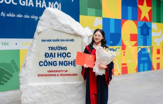 Thủ khoa ngành Hệ thống thông tin Trường ĐH Công nghệ với thành tích ấn tượng