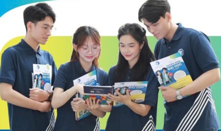 Năm 2026, Trường ĐH Công nghệ, ĐHQG Hà Nội tuyển sinh đại học có gì mới, hỗ trợ sinh viên ra sao?