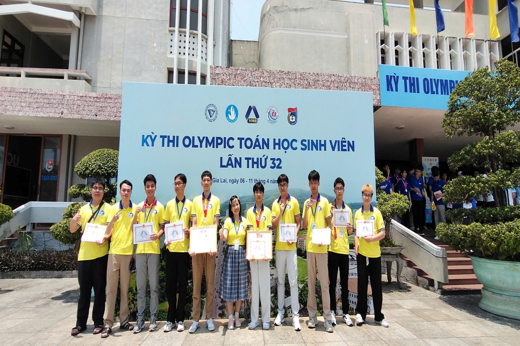 Đội tuyển Toán học Trường Đại học Công nghệ đạt giải cao tại Olympic Toán học sinh viên toàn quốc năm 2026